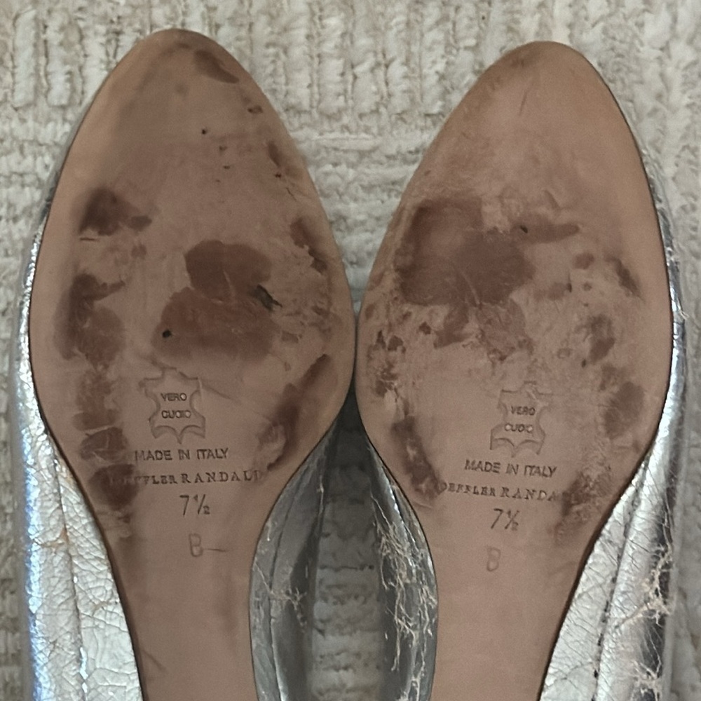 Loeffler Randall silver crinkle leather ivory trim Bow ballerina shoes Sz 7 1/2 - Picture 10 of 11